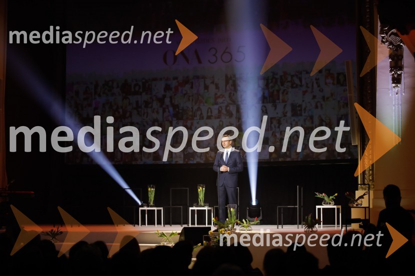  Marjan  Šarec, predsednik Vlade Republike SlovenijeSara Ahlin Doljak prejela naziv Ona 365 2018