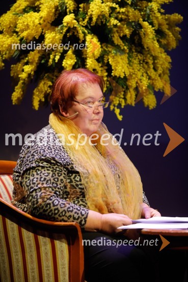  Meta Kušar, esejistka in pesnicaSpominski večer za preminulimi pisatelji