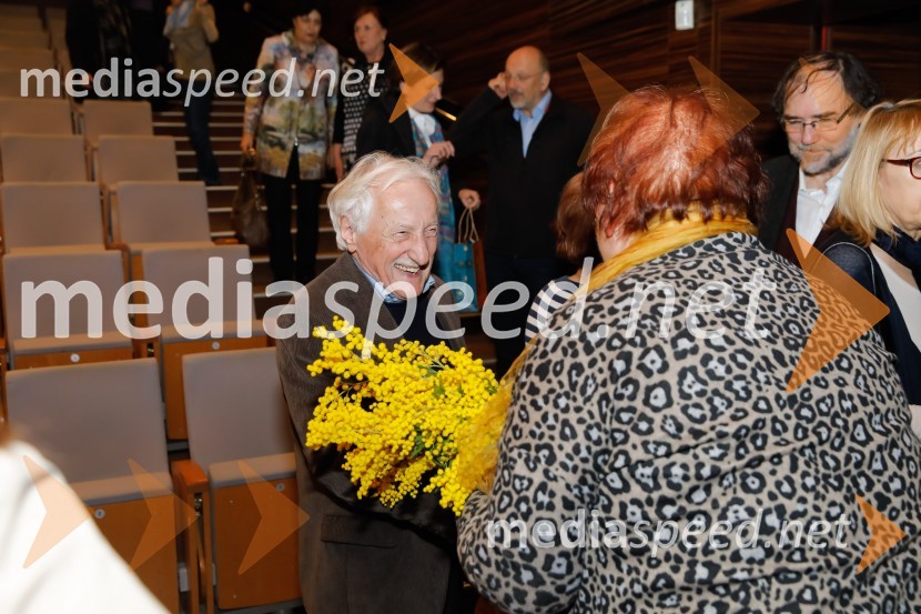  ... ;  Meta Kušar, esejistka in pesnicaSpominski večer za preminulimi pisatelji