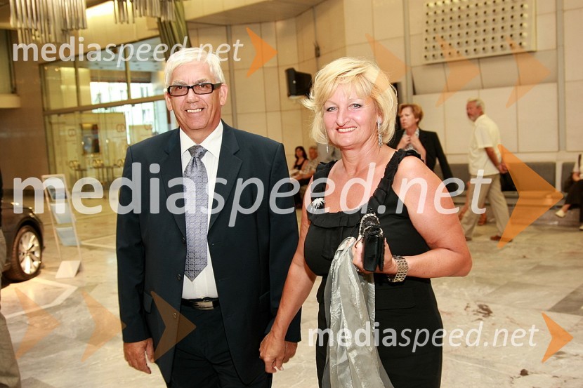 Aleks Štakul, nekdanji generalni direktor RTV Slovenija z ženo MartoKoncert opernih arij