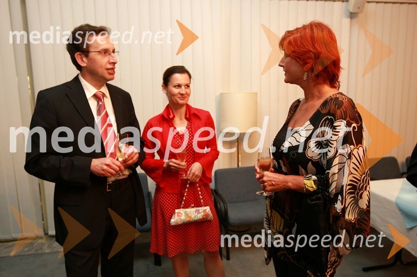 Žiga Turk, minister za razvoj s partnerko Natašo Arko in Darinka Pavlič Kamien, vodja službe za odnose z javnostmi pri Telekomu SlovenijaKoncert opernih arij