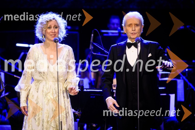  Martina  Zadro, operna pevka;  Jose Carreras, tenoristJose Carreras, koncert