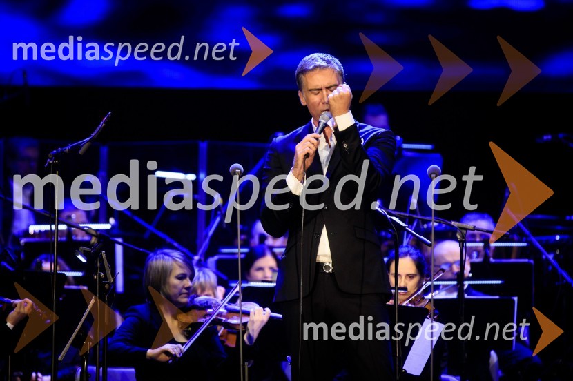  Jan Plestenjak, pevecJose Carreras, koncert