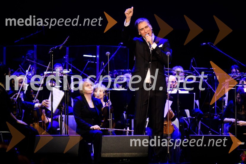  Jan Plestenjak, pevecJose Carreras, koncert