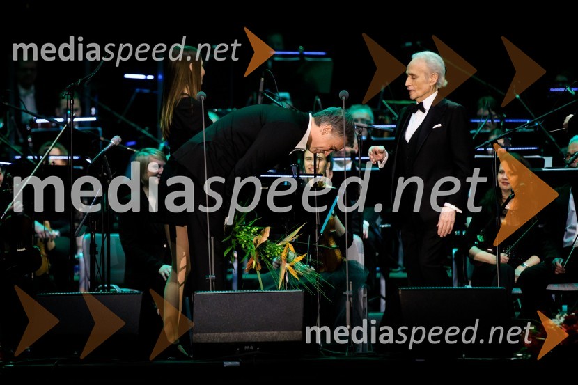  Jan Plestenjak, pevec;  Jose Carreras, tenoristJose Carreras, koncert