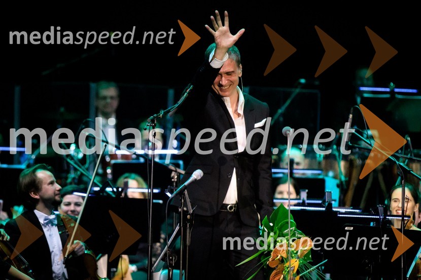  Jan Plestenjak, pevecJose Carreras, koncert