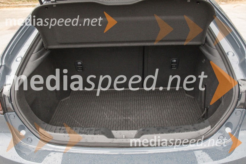 Mazda3 2019 (BP)Mazda3, slovenska predstavitev