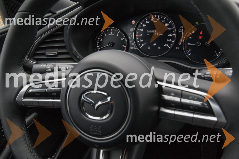Mazda3 2019 (BP)Mazda3, slovenska predstavitev