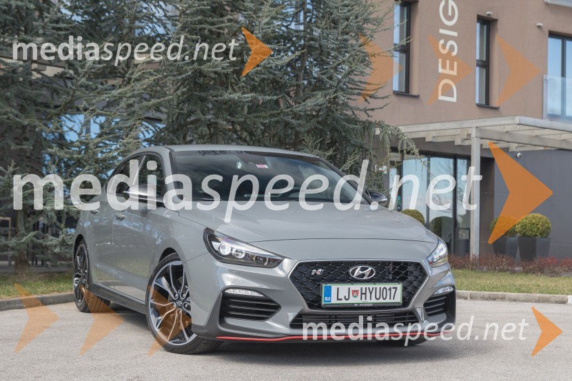 Hyundai i30 Fastback NHyundai i30 Fastback N, slovenska predstavitev