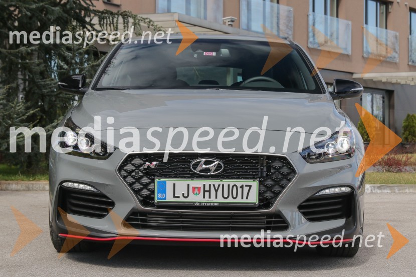Hyundai i30 Fastback NHyundai i30 Fastback N, slovenska predstavitev