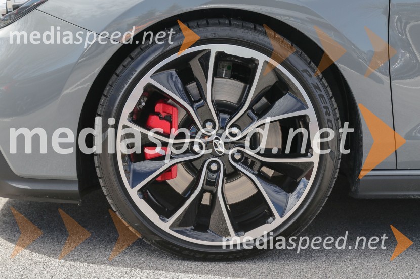 Hyundai i30 Fastback NHyundai i30 Fastback N, slovenska predstavitev