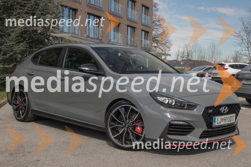 Hyundai i30 Fastback NHyundai i30 Fastback N, slovenska predstavitev
