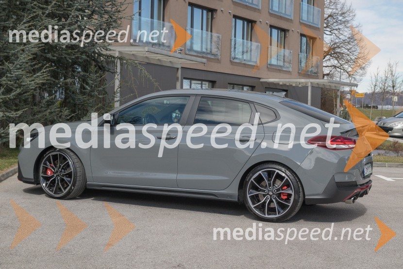 Hyundai i30 Fastback NHyundai i30 Fastback N, slovenska predstavitev