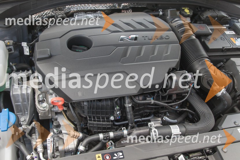 Hyundai i30 Fastback NHyundai i30 Fastback N, slovenska predstavitev