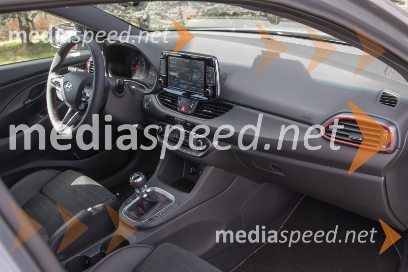 Hyundai i30 Fastback NHyundai i30 Fastback N, slovenska predstavitev
