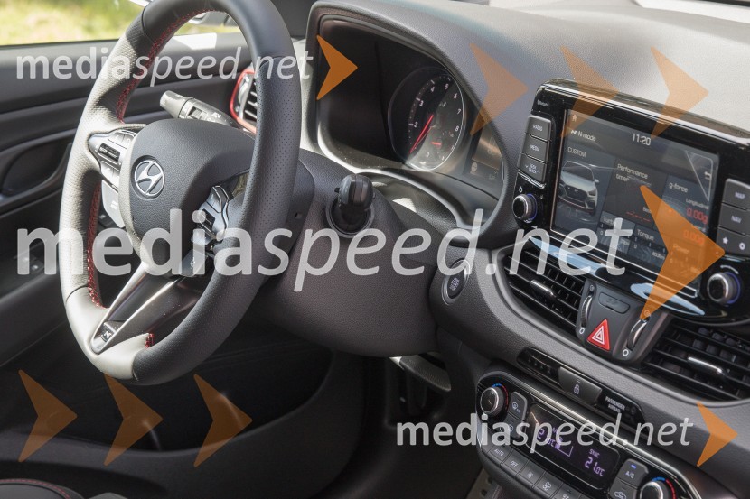 Hyundai i30 Fastback NHyundai i30 Fastback N, slovenska predstavitev