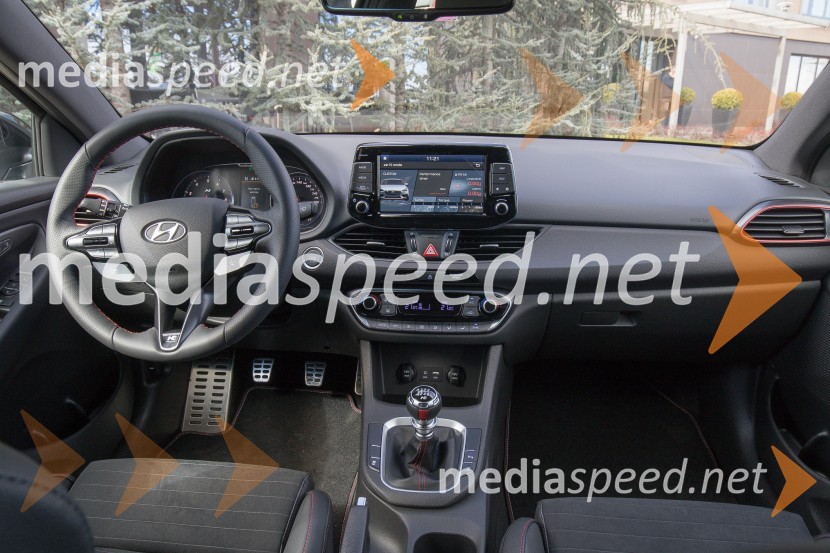 Hyundai i30 Fastback NHyundai i30 Fastback N, slovenska predstavitev