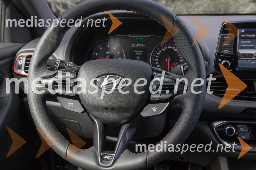 Hyundai i30 Fastback NHyundai i30 Fastback N, slovenska predstavitev