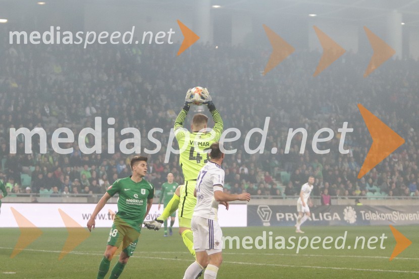  Jan Andrejašič, nogometaš, NK Olimpija;  Nejc  Vidmar, vratar, NK Olimpija;  Jasmin Mešanović, nogometaš, NK MariborDerbi med NK Olimpija in NK Maribor brez zadetkov