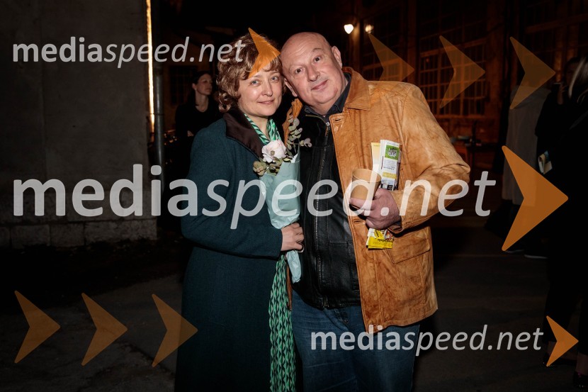  Nataša Barbara Gračner, igralka;  Ivo  Godnič, igralecAli: Strah ti poje dušo, premiera predstave
