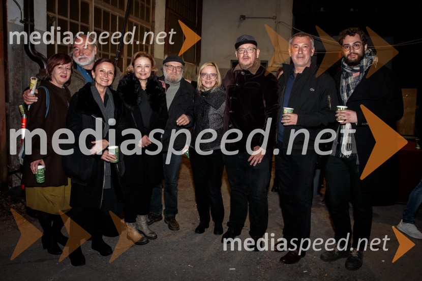  ... ;  ... ;  ... ;  Nataša Barbara Gračner, igralka;  ... ;  ... ;  ... ;  Vojko Zidar, igralec;  ... Ali: Strah ti poje dušo, premiera predstave