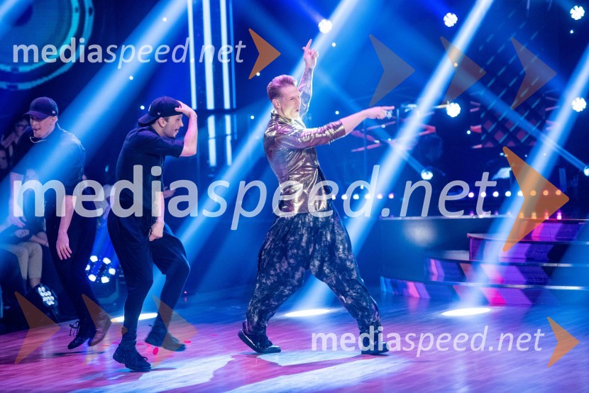  ... ;  Igor Mikić, fitnes trenes, voditeljZvezde plešejo 2019, druga oddaja