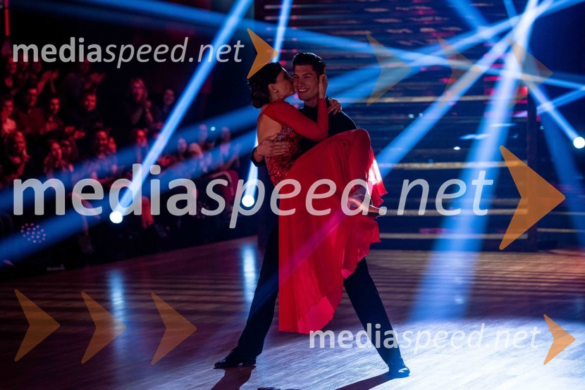  Tina Gorenjak, igralka;  Miha Vodičar, plesalecZvezde plešejo 2019, druga oddaja