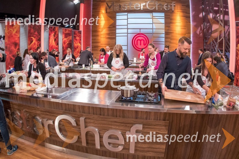 MasterChef Slovenija 2019 nam je odprl vrata svoje kuhinjeMasterChef Slovenija 2019 nam je odprl vrata svoje kuhinje