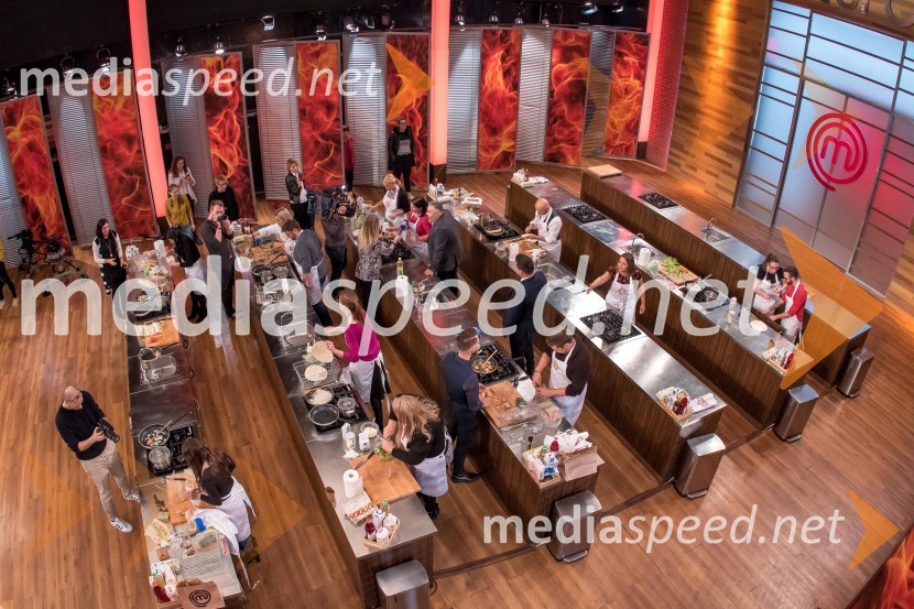 MasterChef Slovenija 2019 nam je odprl vrata svoje kuhinjeMasterChef Slovenija 2019 nam je odprl vrata svoje kuhinje