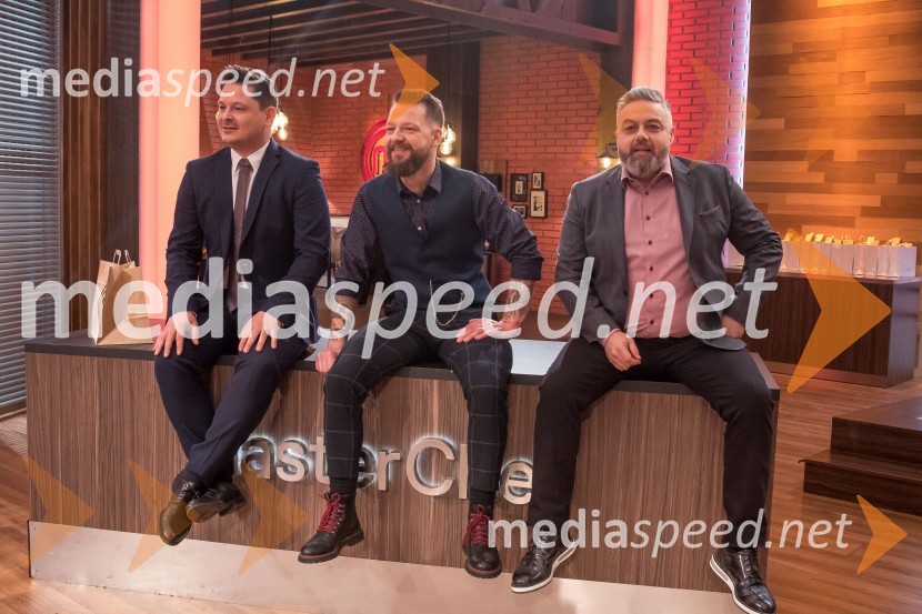  Luka Jezeršek, Hiša kulinarike Jezeršek;  Bine Volčič, kuharski mojster;  Karim Merdjadi, kuharski in slaščičarski mojster MasterChef Slovenija 2019 nam je odprl vrata svoje kuhinje