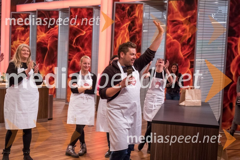  Nejc Simšič, novinarMasterChef Slovenija 2019 nam je odprl vrata svoje kuhinje