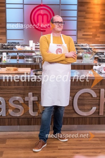  Tomaž Zevnik, tekmovalec MasterChef 2019MasterChef Slovenija 2019 nam je odprl vrata svoje kuhinje