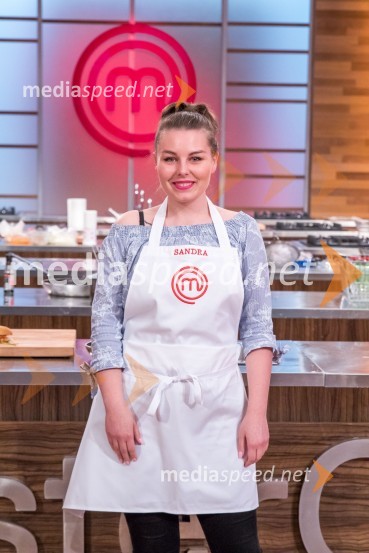  Sandra Salihović, tehmovalka MasterChef 2019MasterChef Slovenija 2019 nam je odprl vrata svoje kuhinje