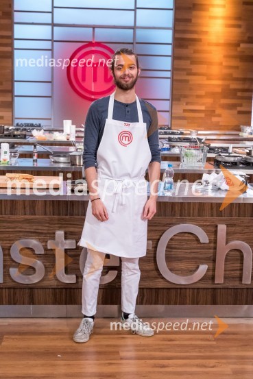  Tit Gomez Grgić, tekmovalec MasterChef 2019MasterChef Slovenija 2019 nam je odprl vrata svoje kuhinje