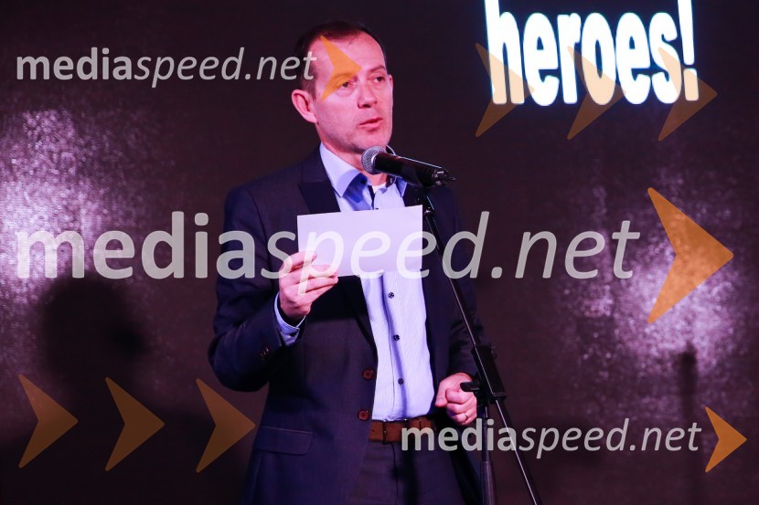  Enzo Smrekar, predsednik uprave Droge Kolinske in glavni direktor strateškega poslovnega področja v Atlantic Grupi, predsednik SZS50 let Letalnice bratov Gorišek in 70 let športa na Radiu Slovenija