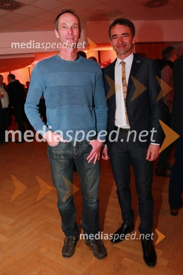  Matjaž Zupan, nekdanji smučarski skakalec, trener smučarskih skakalcev; dr. Franci Petek, nekdanji smučarski skakalec in direktor SZS50 let Letalnice bratov Gorišek in 70 let športa na Radiu Slovenija