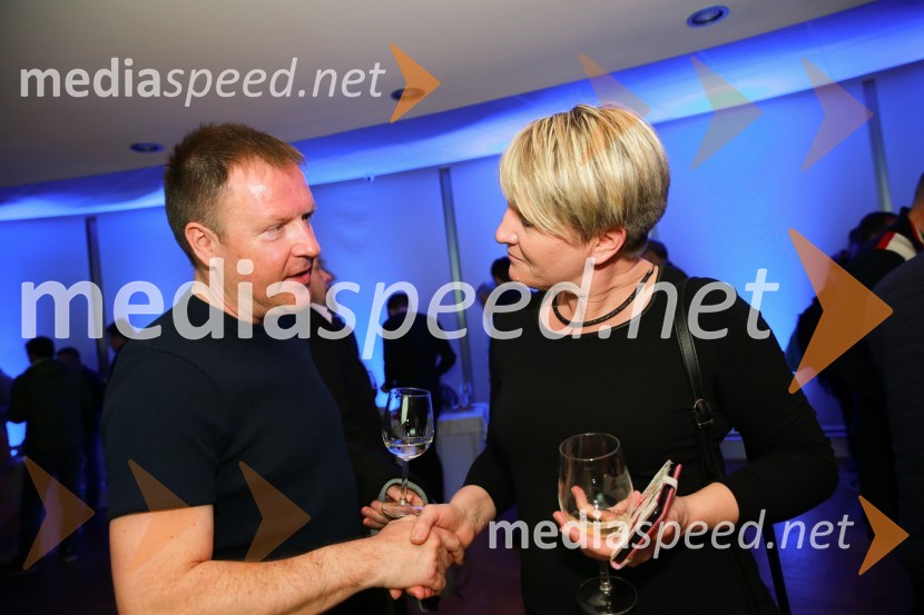  Samo Pagon, vodja marketinga znamke Audi pri podjetju Porsche Slovenija d.o.o.;  Petra Melinc, vodja službe za trženje RA programov Radio Slovenija50 let Letalnice bratov Gorišek in 70 let športa na Radiu Slovenija