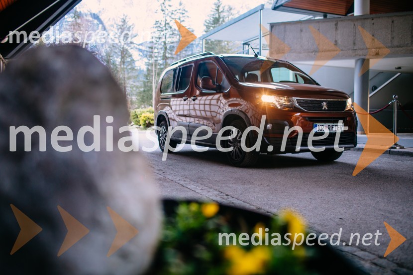 Peugeot Rifter L2 1.5 BlueHDi 100 AllurePeugeot Rifter L2 1.5 BlueHDi 100 Allure, mediaspeed test