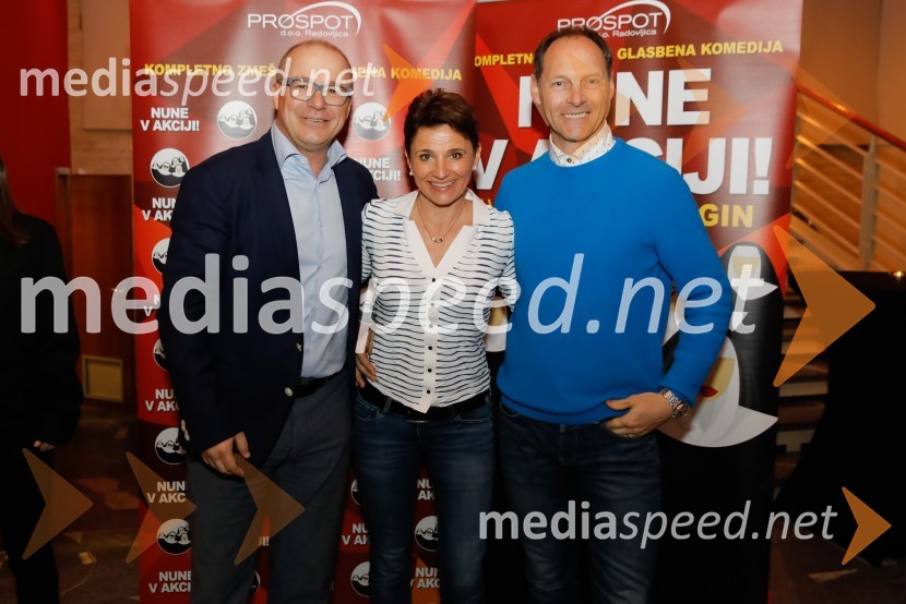  Jurij Franko, direktor, Prospot, d. o. o.;  Andreja Potrebuješ;  Jože Potrebuješ, skupina ČukiNune v akciji!, premiera predstave