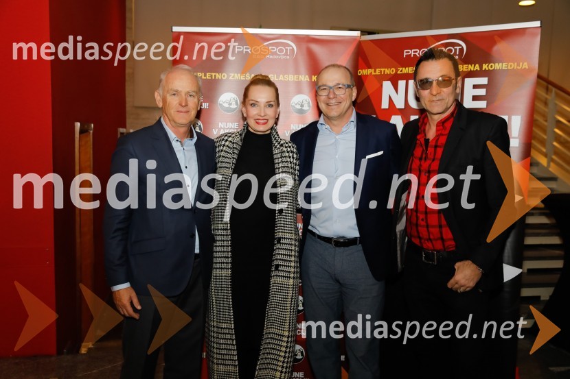  Jože  Mermal, predsednik uprave BTC;  Tanja Ribič, igralka;  Jurij Franko, direktor, Prospot, d. o. o.;  Branko  Đurić - Đuro, igralecNune v akciji!, premiera predstave