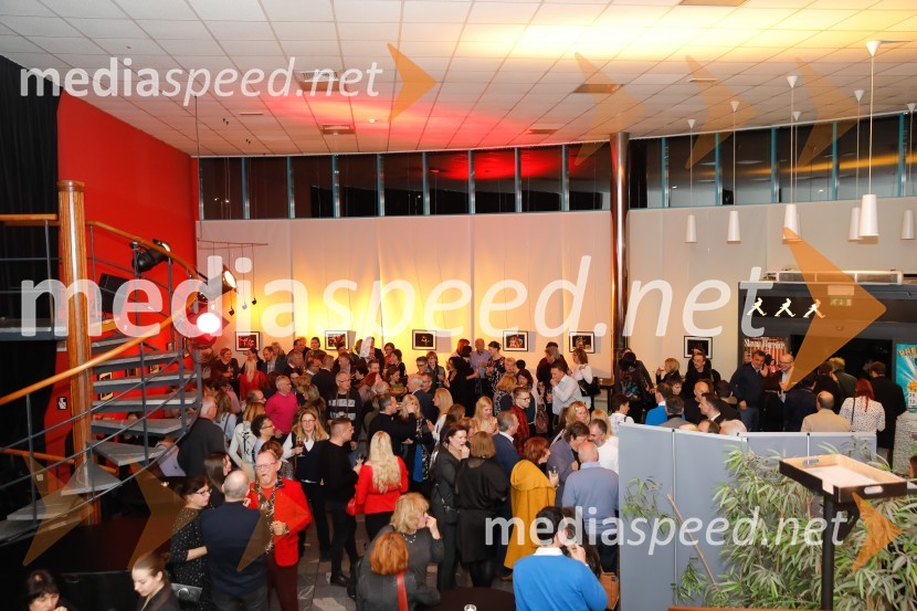 Nune v akciji!, premiera predstaveNune v akciji!, premiera predstave