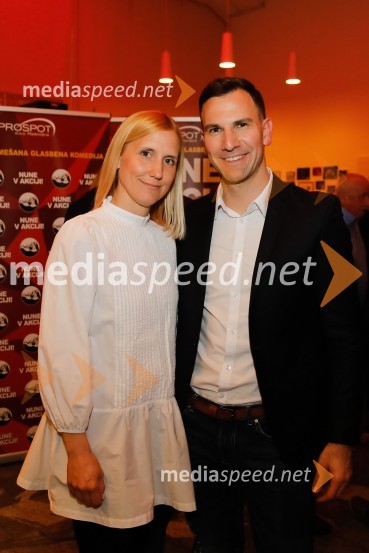  Tanja Česen;  Matevž Česen, koreografNune v akciji!, premiera predstave