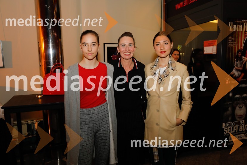  Ela Ribič Đurić;  Alenka Tetičkovič, igralka;  Zala Đurić Ribič, pevka, igralkaNune v akciji!, premiera predstave