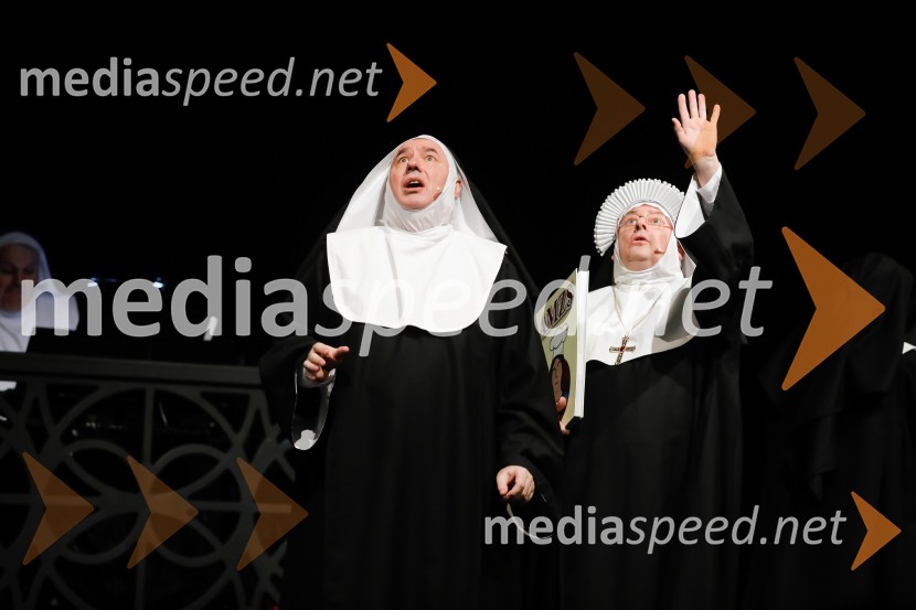  Marjan Bunič, pevec, voditelj, Radio Ognjišče;  Gojmir Lešnjak Gojc, igralecNune v akciji!, premiera predstave