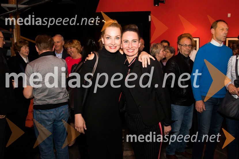  Tanja Ribič, igralka;  Alenka Tetičkovič, igralkaNune v akciji!, premiera predstave