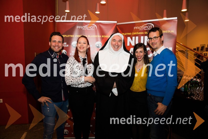  ... ;  ... ;  Marjan Bunič, pevec, voditelj, Radio Ognjišče;  ... ;  ... Nune v akciji!, premiera predstave