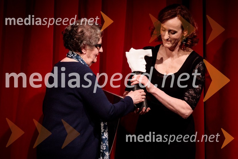  Marija Vidau, kostumografinja;  Saša  Pavček, igralka, Predsednica združenja dramskih umetnikov Slovenije, prejemnica Borštnikovega prstana49. teden slovenske drame, otvoritev