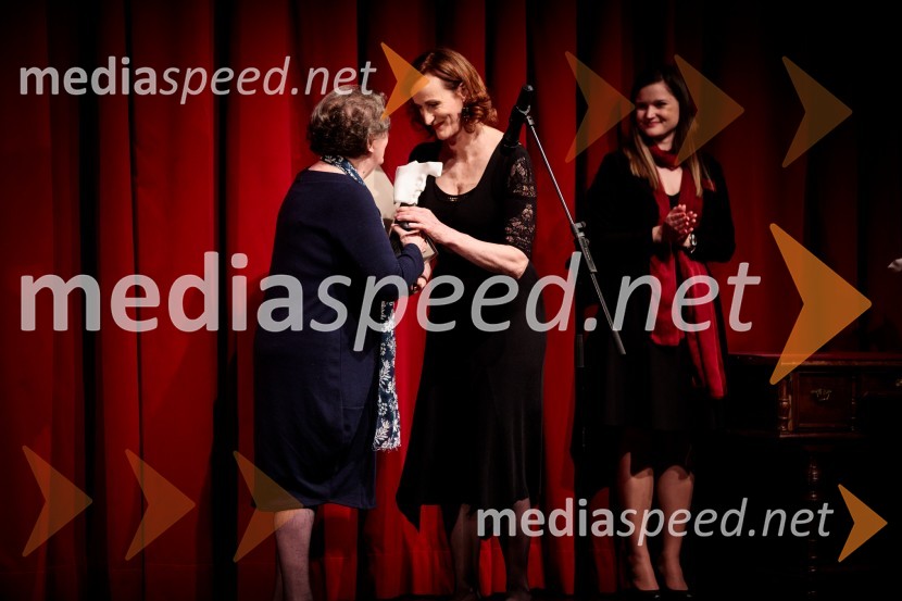  Marija Vidau, kostumografinja;  Saša  Pavček, igralka, Predsednica združenja dramskih umetnikov Slovenije, prejemnica Borštnikovega prstana49. teden slovenske drame, otvoritev