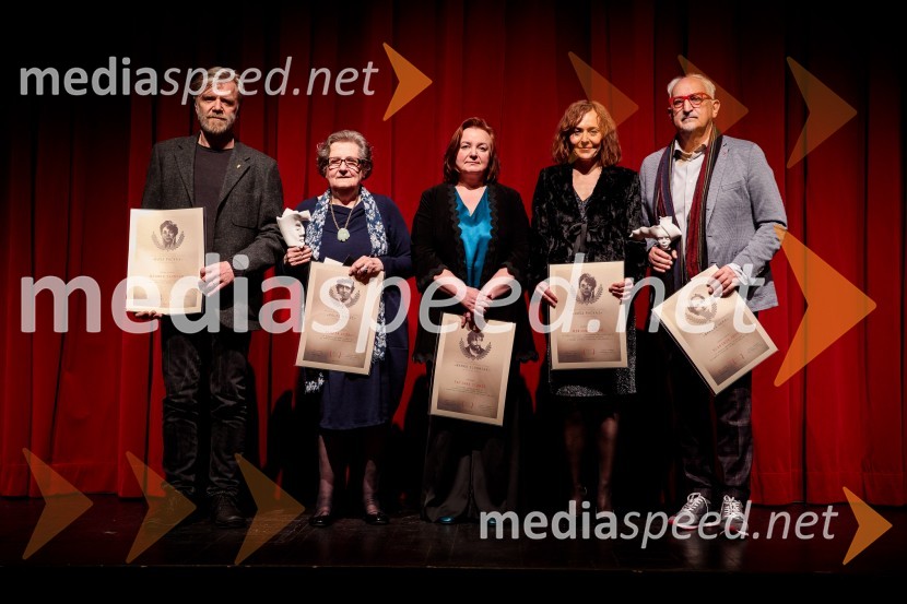  Branko Završan, igralec;  Marija Vidau, kostumografinja;  Tatjana Stanič, lektorica;  Mirjam Korbar, igralka;  Vladimir Jurc, igralec49. teden slovenske drame, otvoritev