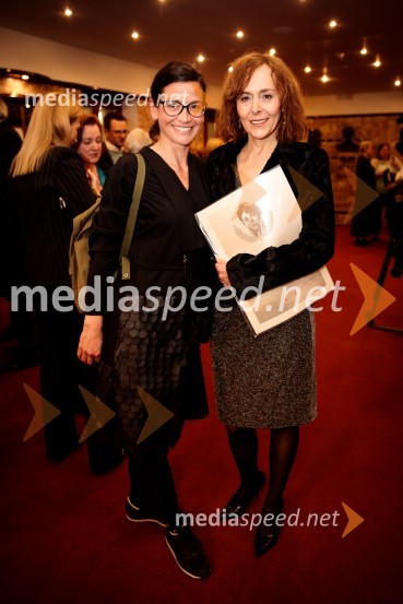  Simona  Belle, služba za stike z javnostmi MGL;  Mirjam Korbar, igralka49. teden slovenske drame, otvoritev